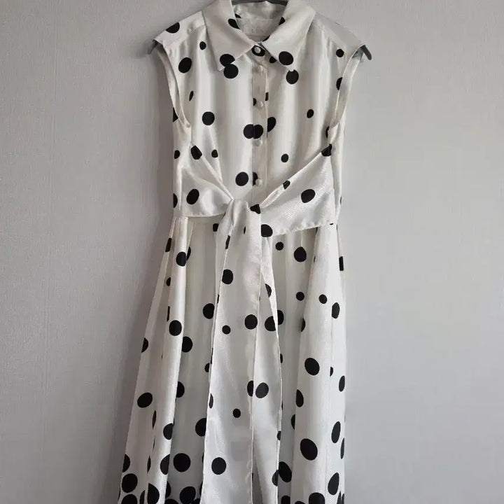 [BUNJANG] LYNN Dot Pattern Ribbon Midi Dress / LYNN 린 도트 패턴 리본 원피스
