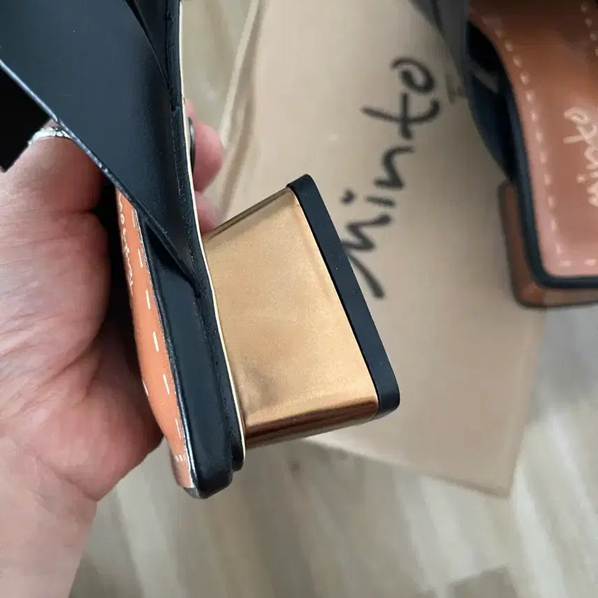 [BUNJANG] Black Mule Slippers / 블랙 뮬 슬리퍼