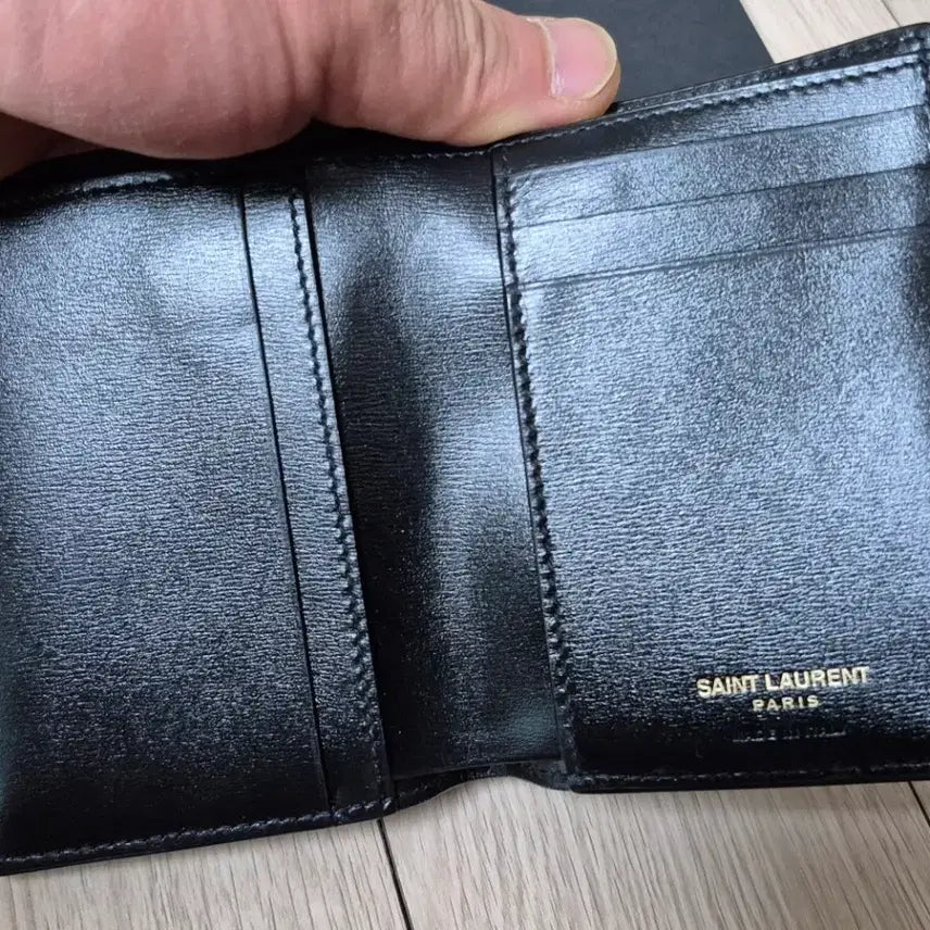 [BUNJANG] Saint Laurent Monogramme Cassandre Bi-fold Wallet Black / 생로랑 남성 반지갑