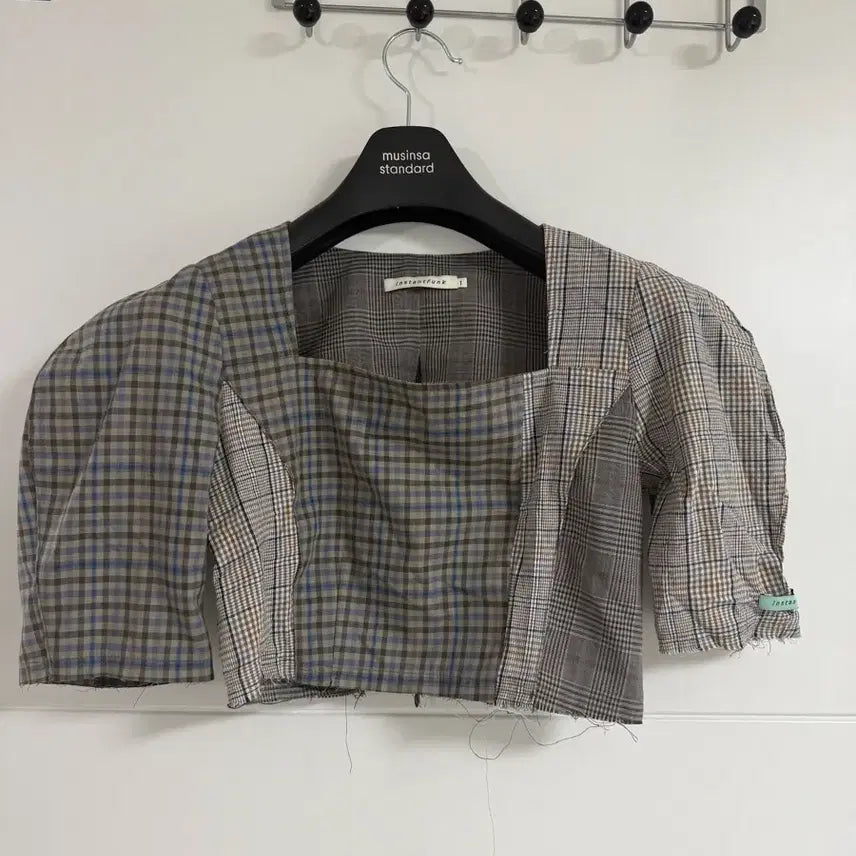 [BUNJANG] InstantFunk Checkered Cropped Blouse / 인스턴트펑크 체크 크롭 블라우스