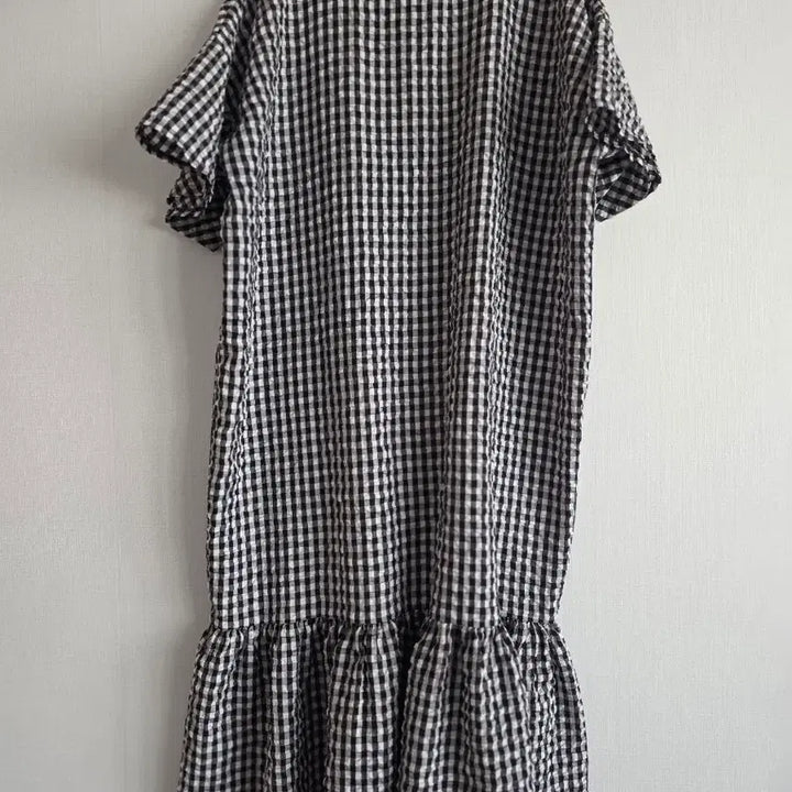 [BUNJANG] Black Check Long Dress with Ruffle Sleeves / 블랙 체크 롱 원피스 프릴소매
