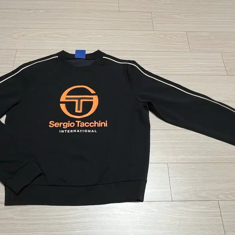 [BUNJANG] Sergio Tacchini Black Sweatshirt Size S / Sergio Tacchini 세르지오 타키니 블랙 맨투맨 S(90)