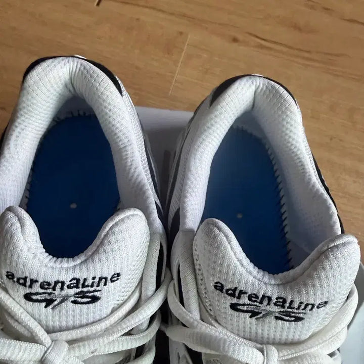 [BUNJANG] Brooks Running Adrenaline GTS 4 Black (Medium) / [285]브룩스 브룩스러닝 아드레날린 GTS 4 블랙 (MEDIUM)
