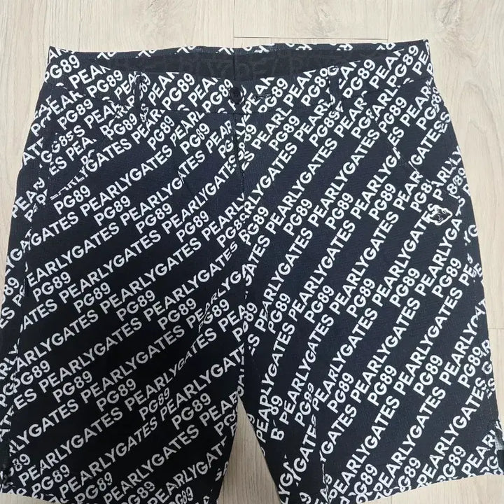 [BUNJANG] Fair Li Gaits Logo Print Shorts / 파리케이츠 반바지 34~36