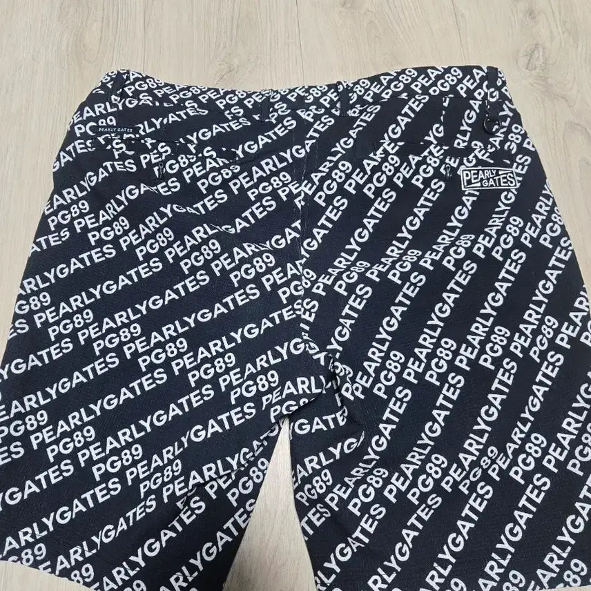 [BUNJANG] Fair Li Gaits Logo Print Shorts / 파리케이츠 반바지 34~36