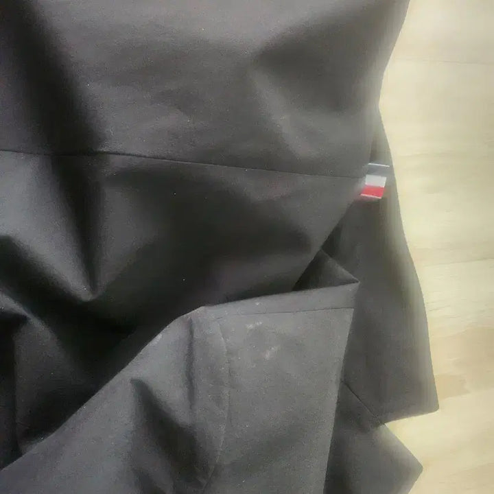 [SOLD OUT] 톰브라운 진가품 여부모름 택포 3.5에팝니다