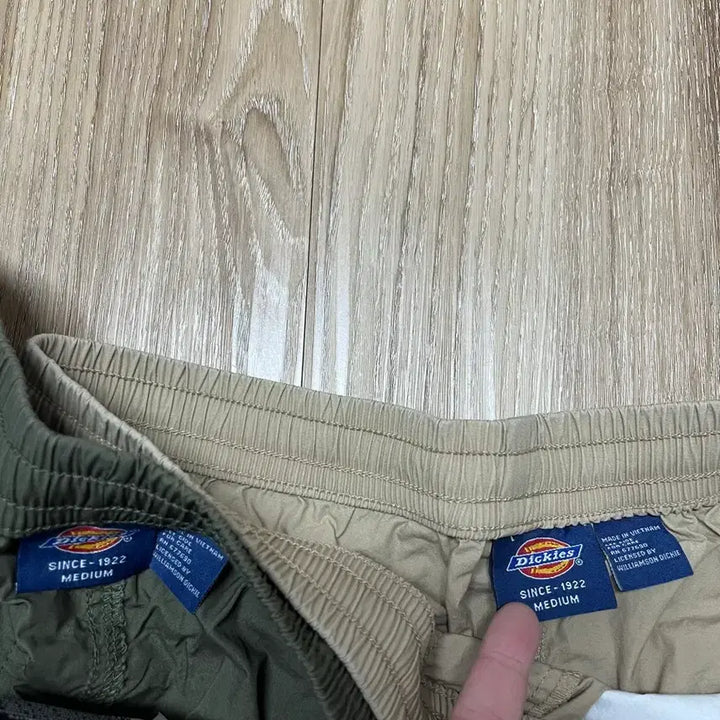 [BUNJANG] Dickies Shorts Bundle Set / 디키즈 반바지 M 카키(새상품) / 베이지 일괄