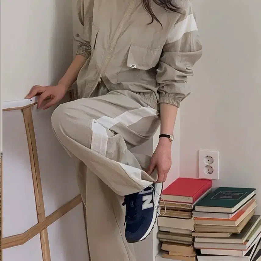 [BUNJANG] Unbranded Two-Way Colorblock Windbreaker Training Set / [새상품] 바스락 배색 집업 + 투웨이 와이드팬츠 바람막이 트레이닝세트