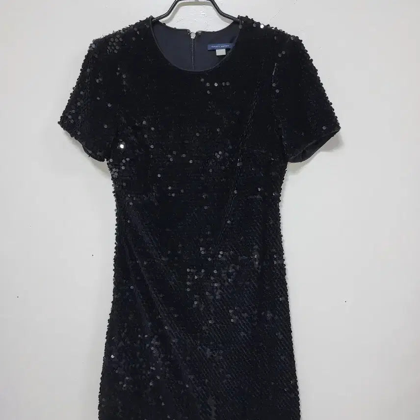 [BUNJANG] Tommy Hilfiger Black Sequin Mini Dress / 타미힐피거 블랙 스팽글 미니 원피스.260427
