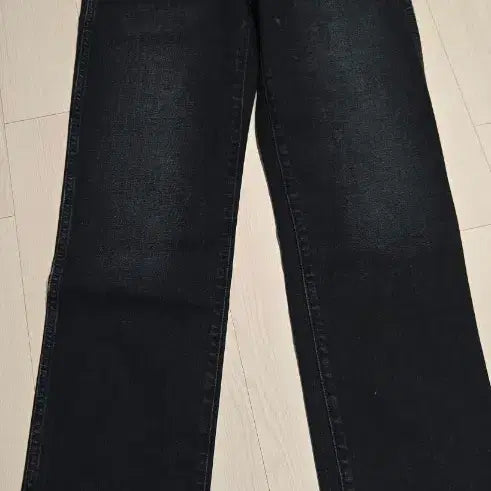 [BUNJANG] KHAITE Wide Denim Pants / 블랙 워싱 와이드 데님 팬츠