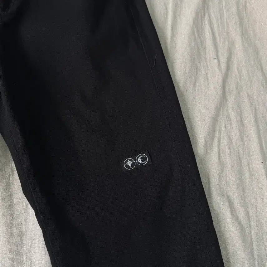 [SOLD OUT] 떠그클럽 리벳 카펜터 블랙 팬츠 L