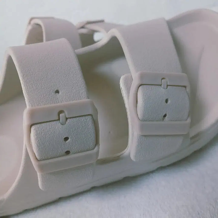 [SOLD OUT] (55) 아이보리 샌들 240mm