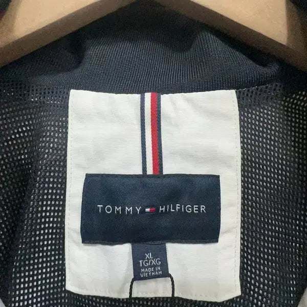 [BUNJANG] Tommy Hilfiger Windbreaker Jacket (XL) / 남XL/타미힐피거(새상품) 후드 바람막이 자켓