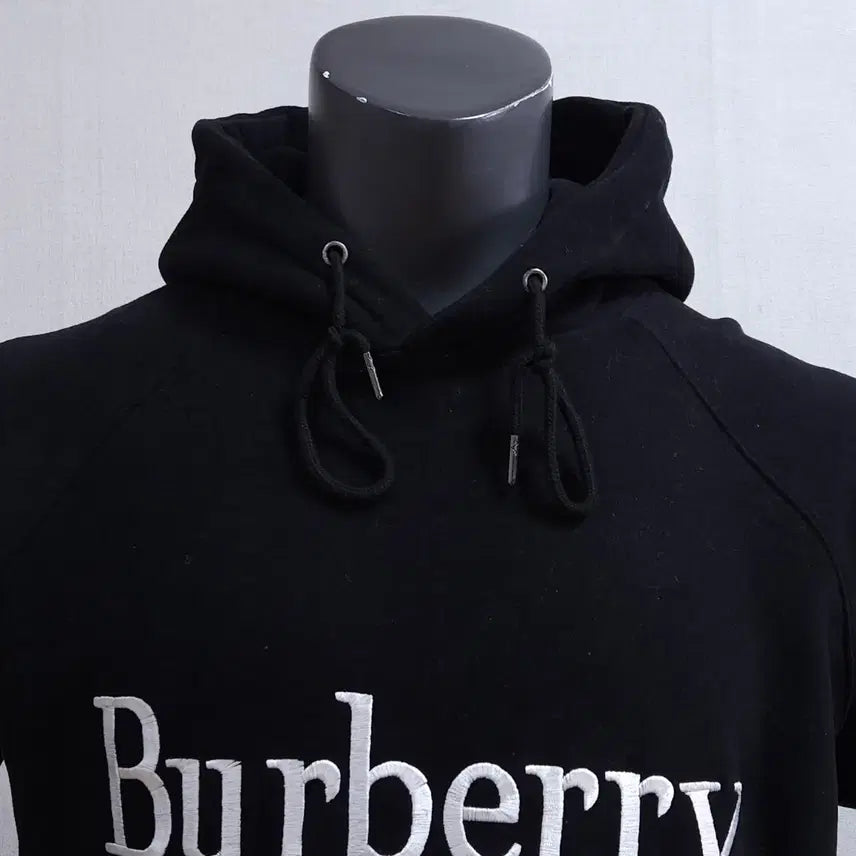 [SOLD OUT] 버버리 블랙 로고 후드티