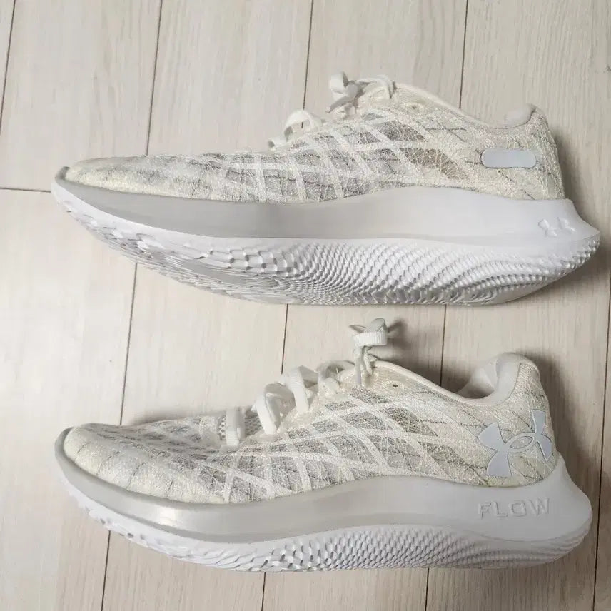 [BUNJANG] Under Armour Velocity Wind 2 CN Women&