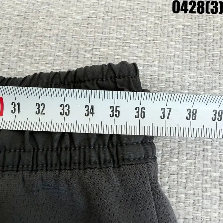 [BUNJANG] Puma Black Shorts Red Point S / 푸마 블랙 반바지 레드포인트 S  0428(3)
