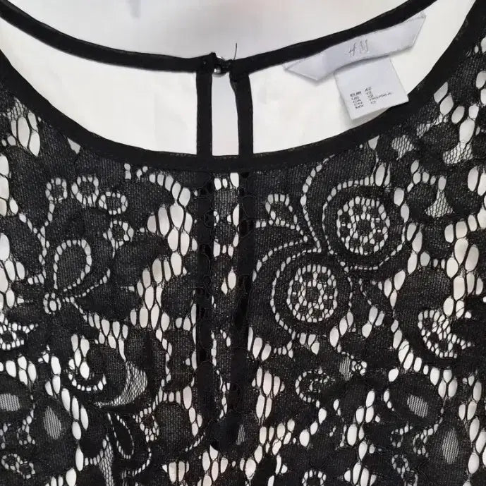 [BUNJANG] H&amp;M Lace Blouse - Sleeveless Summer Blouse / H&amp;M 레이스 블라우스 / 민소매 / 여름 블라우스