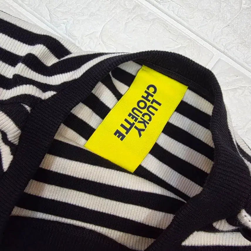 [SOLD OUT] 럭키슈에뜨 스트라이프 티셔츠 36사이즈