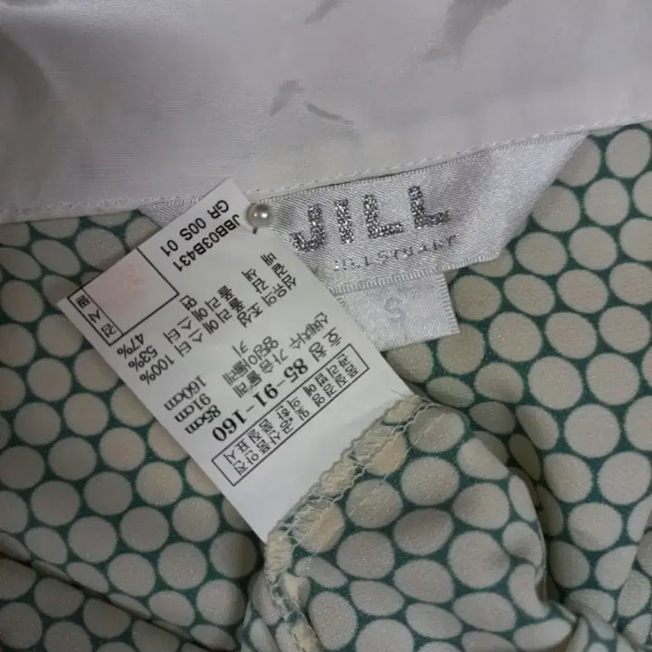 [BUNJANG] Jill by Jill Stuart Pattern Blouse for Women / B4-29/질바이질스튜어트 카라장식 패턴 블라우스  여성