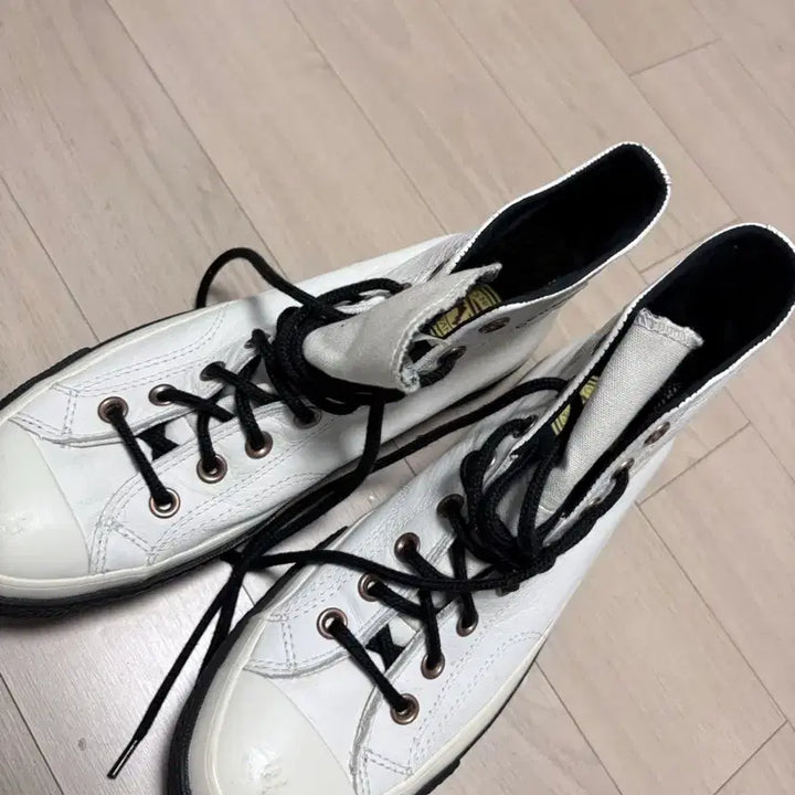 [BUNJANG] Converse Chuck Taylor Gore-Tex Sneakers / 척테일러 고어택스
