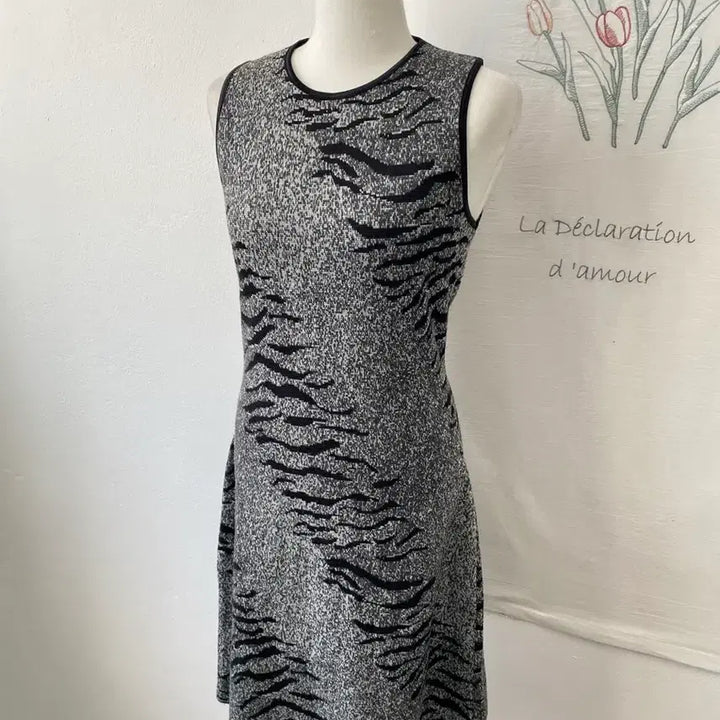 [BUNJANG] Morgan Black Leopard Print Sleeveless Dress / 모르간 블랙 호피 패턴 슬리브리스 원피스 170