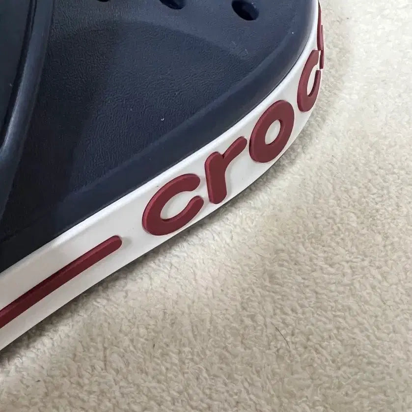[BUNJANG] Crocs Bayaband Navy Sandals / M4/W6크록스 바야밴드네이비230사이즈