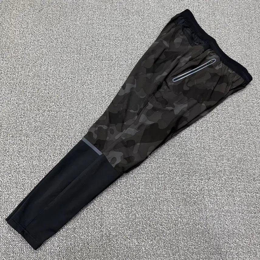 [BUNJANG] Nike Dri-FIT Swift Flex Camo Jogger Pants / M 나이키 드라이핏 러닝 스위프트 플렉스 카모 조거 팬츠 바지