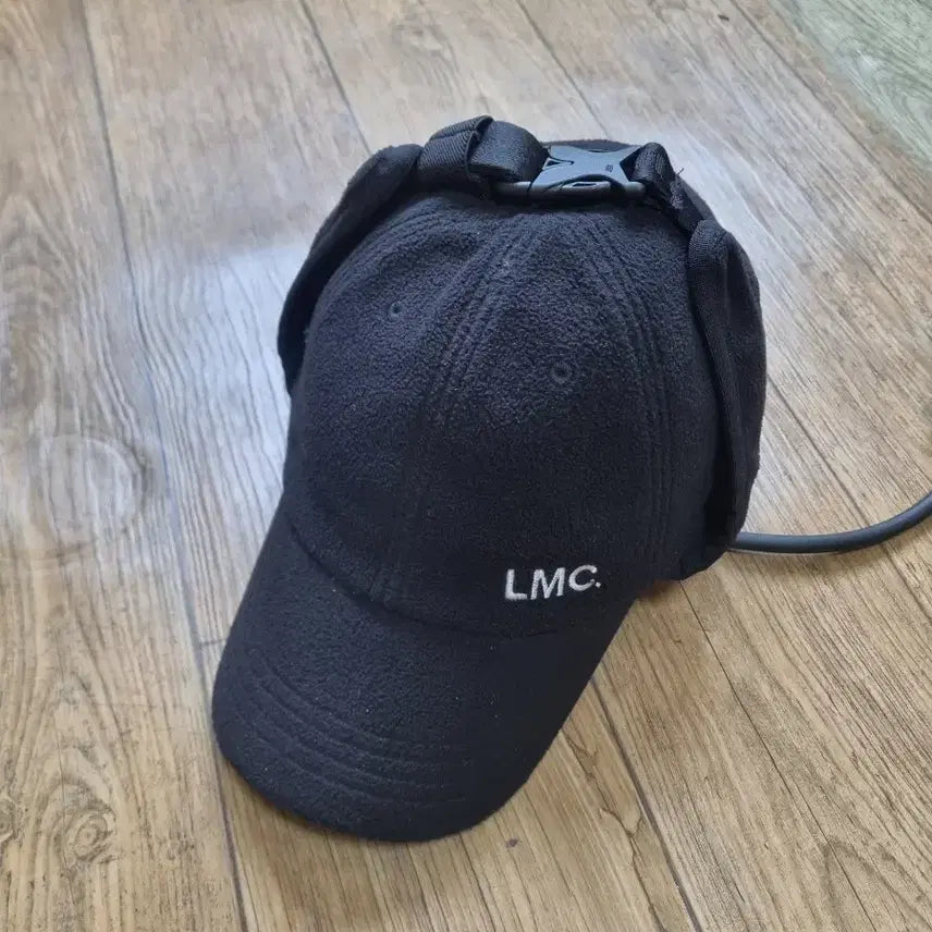 [BUNJANG] LMC Fleece Earflap Cap / LMC 후리스 이어플랩 캡