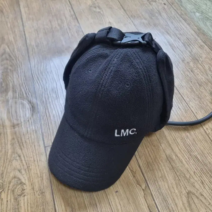 [BUNJANG] LMC Fleece Earflap Cap / LMC 후리스 이어플랩 캡