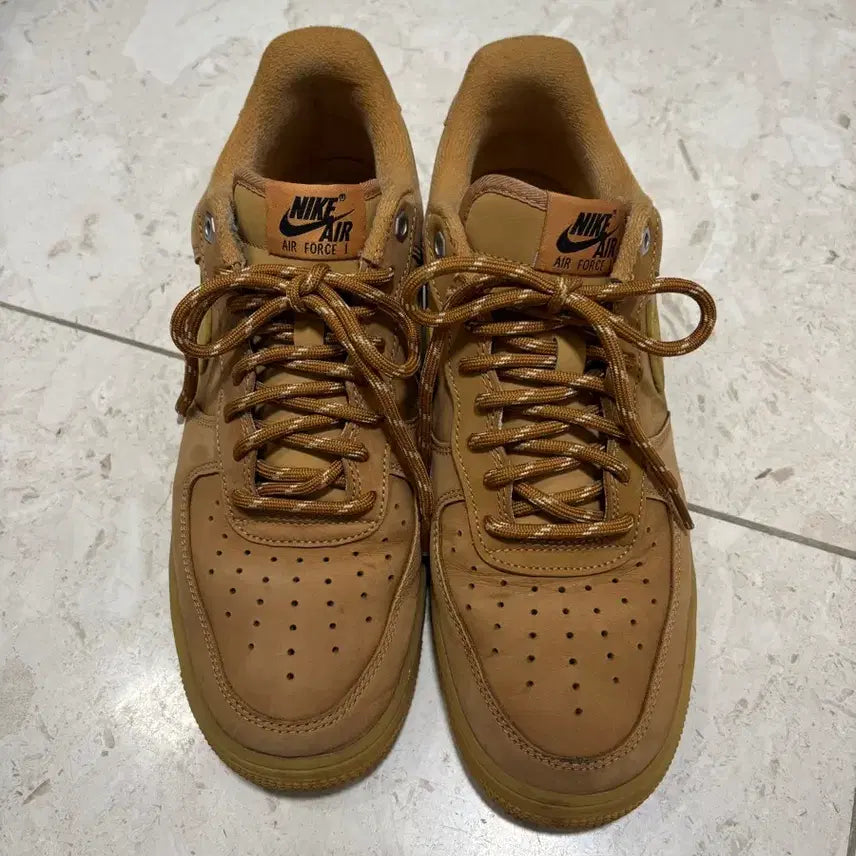 [SOLD OUT] 나이키 된장포스 275