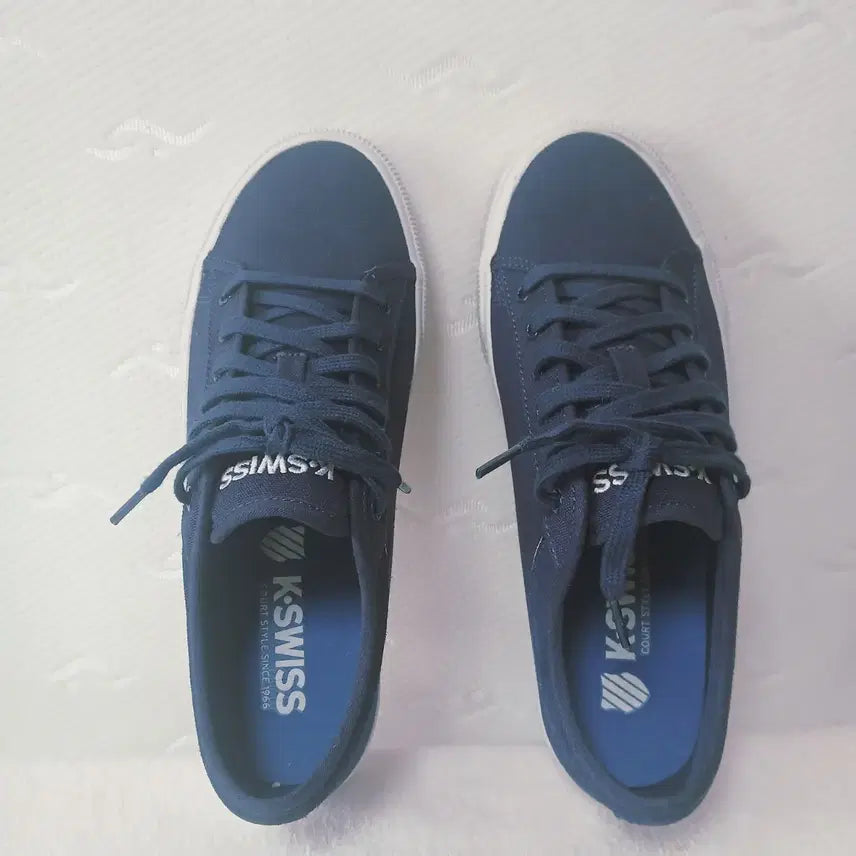 [SOLD OUT] (56) 케이스위스 스니커즈 250mm