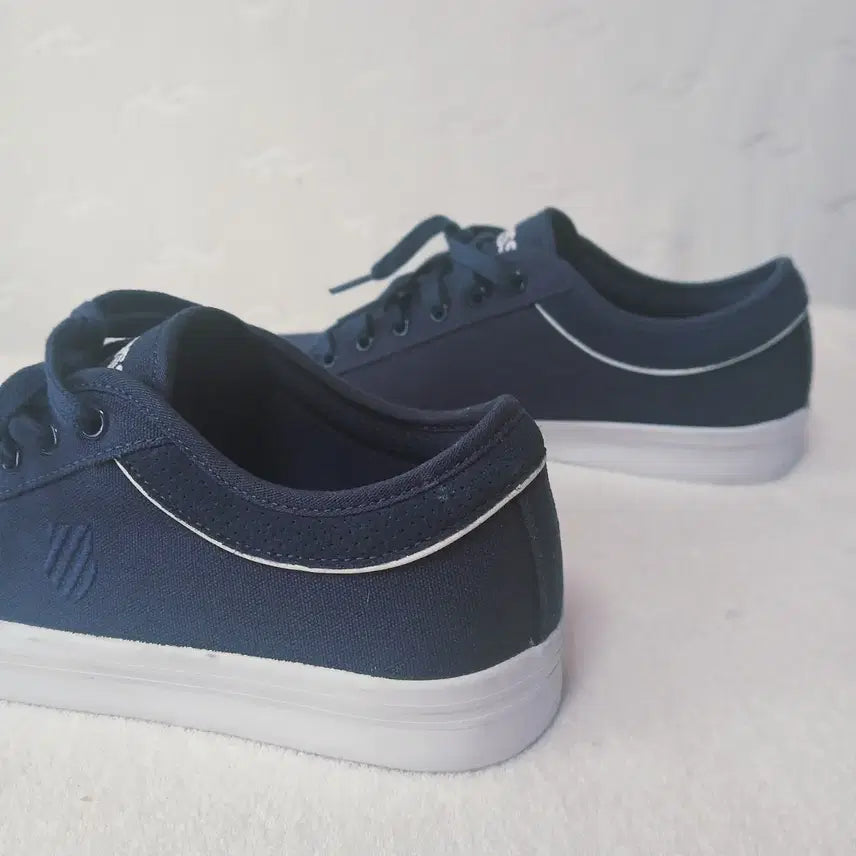 [SOLD OUT] (56) 케이스위스 스니커즈 250mm
