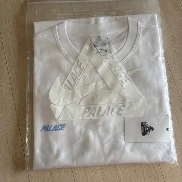 [BUNJANG] Nike x Palace White T-Shirt Large / 나이키 팔라스 화이트 라지 반팔