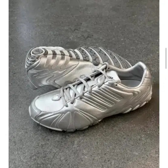 [BUNJANG] Adidas Ghost Sprint Silver Metallic Shoes (235mm) / 아디다스 고스트 스프린트 실버 메탈릭 235