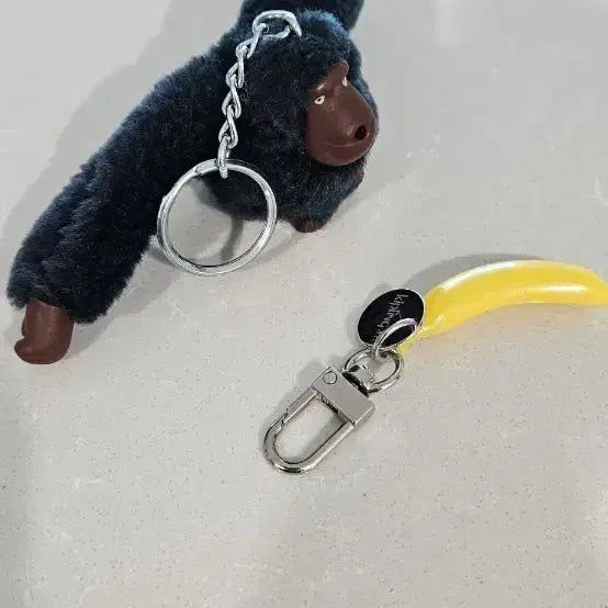 [BUNJANG] Kipling Gorilla &amp; Banana Keyring Set / 키플링 고릴라 키링과  바나나 키링