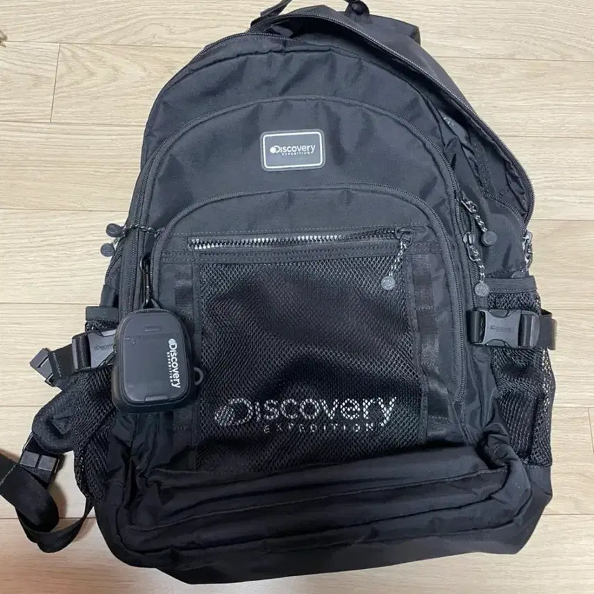 [BUNJANG] Discovery Expedition Black 28L Backpack / 디스커버리 익스페디션 블랙 백팩 28L