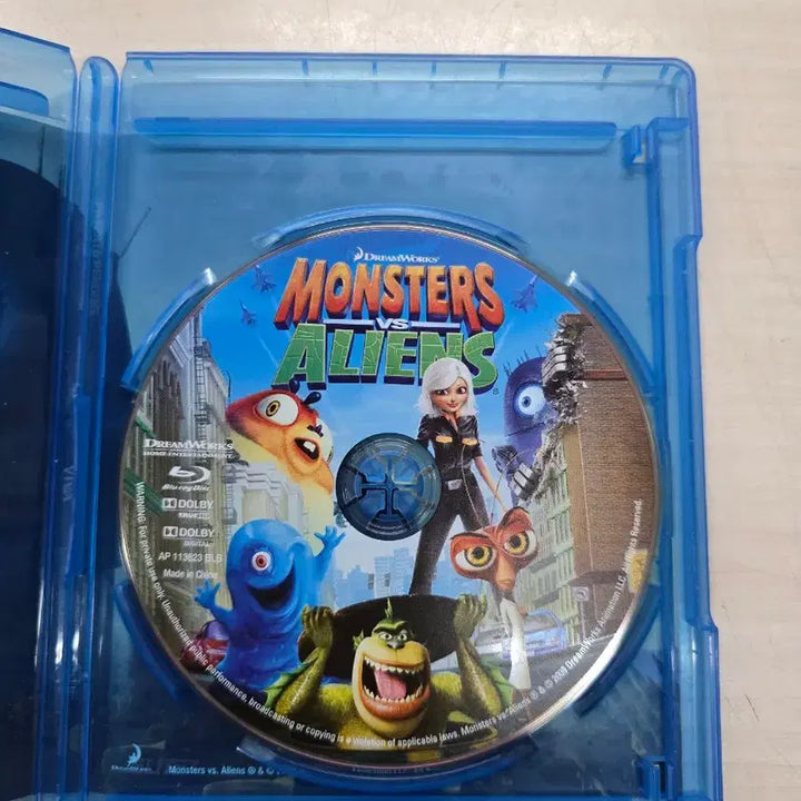 [BUNJANG] DreamWorks Monsters vs. Aliens DVD / [BD](블루레이) 드림웍스애니메이션 "몬스터VS에이리언" 판매합니다.