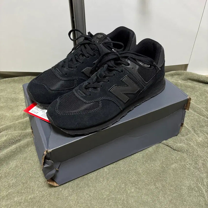 [BUNJANG] New Balance 574 Triple Black / [290] 뉴발란스 574 트리플 블랙