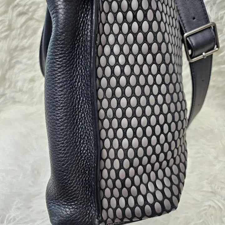 [BUNJANG] Rouge &amp; Lounge Dio Athena Medium Handbag / 한섬 루즈앤라운지 디오 아테나 미디엄 핸드백