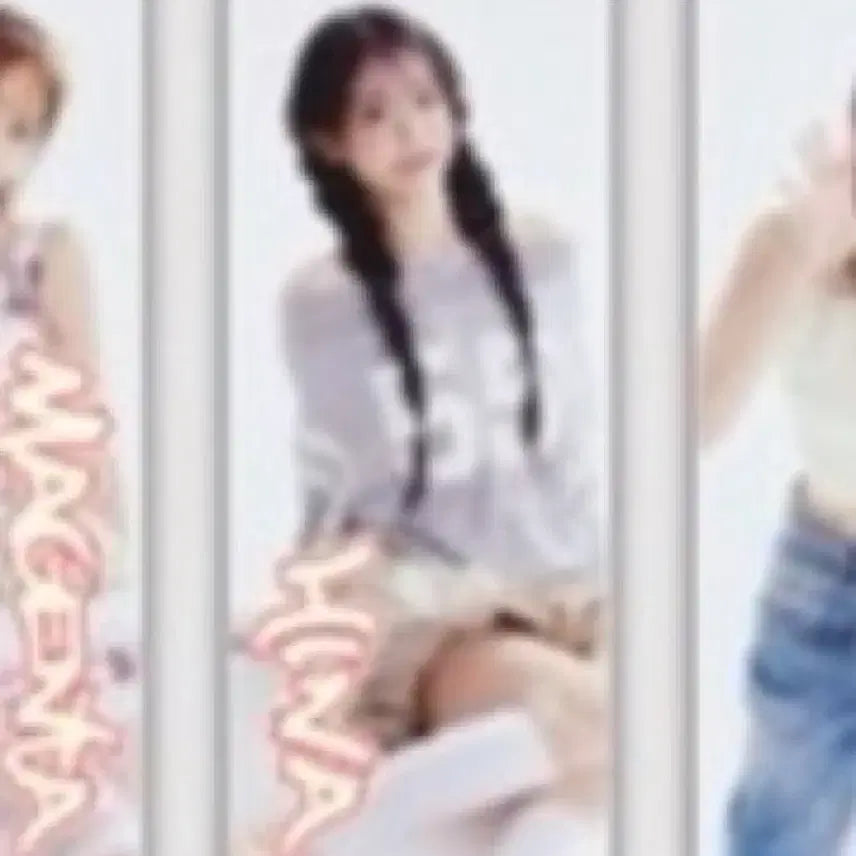 [BUNJANG] QWER Heena Illcon Slogan / QWER 히나 일콘 슬로건