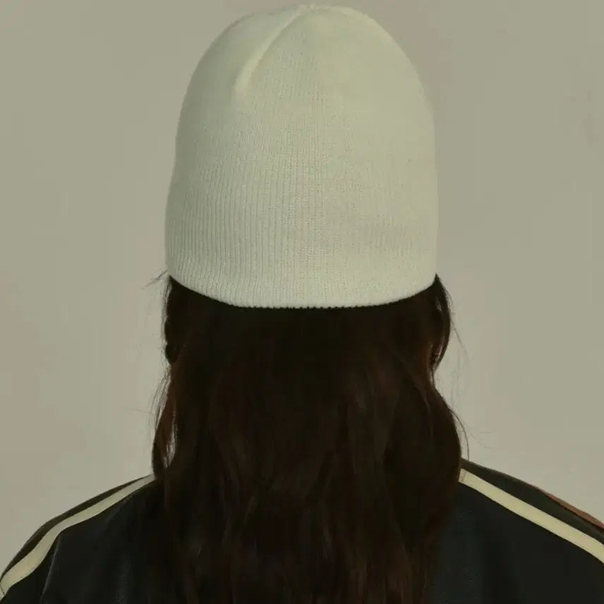 [BUNJANG] Midnight Move SV Beanie (Ivory) / 미드나잇무브 sv 비니 새상품