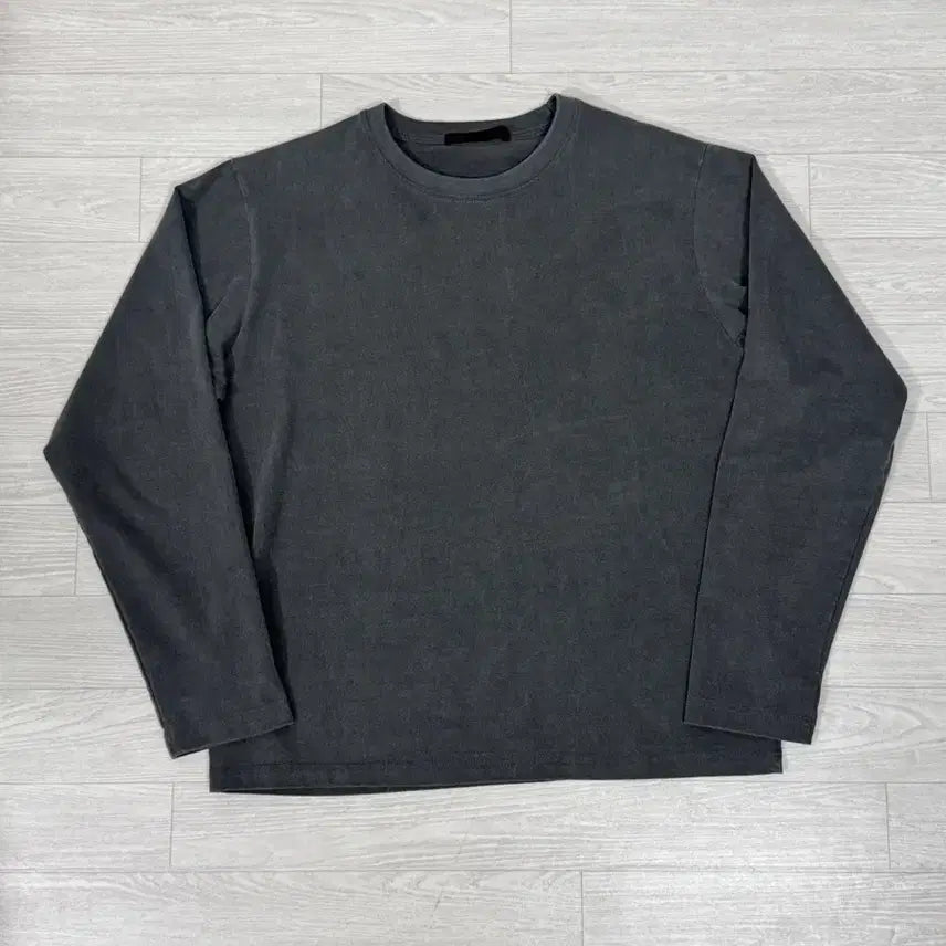 [BUNJANG] HTAE 90s Basement Long Sleeve Aged Black M / HTAE 90s 베이스먼트 롱슬리브 에이지드 블랙 M
