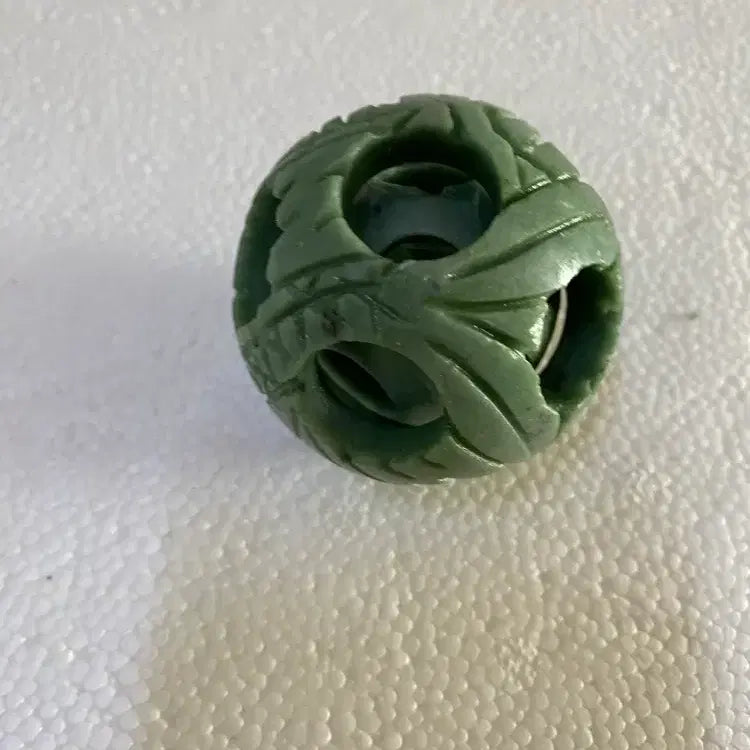 [BUNJANG] Jade Sculpture with Nested Jade Ornaments / 큰 옥속에 또 다른 옥들이 들어있는 옥조형/ 요316