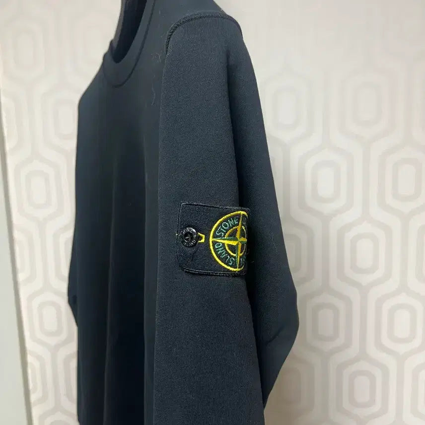 [BUNJANG] Stone Island Black Sweatshirt M / 스톤아일랜드 블랙 맨투맨 m