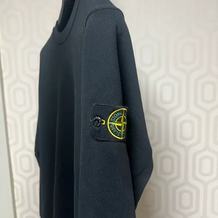[BUNJANG] Stone Island Black Sweatshirt M / 스톤아일랜드 블랙 맨투맨 m