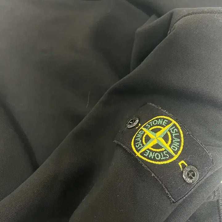 [BUNJANG] Stone Island Black Sweatshirt M / 스톤아일랜드 블랙 맨투맨 m