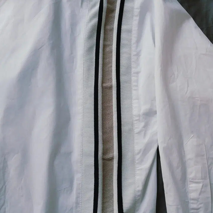 [BUNJANG] System Three-Stripe Detail Oversized Shirt / 독특한 디자인 시스템 삼선 포인트 셔츠