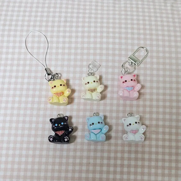 [BUNJANG] Pastel Kitty Charm Keychain / 파스텔 냥냥 키링 고양이 키링