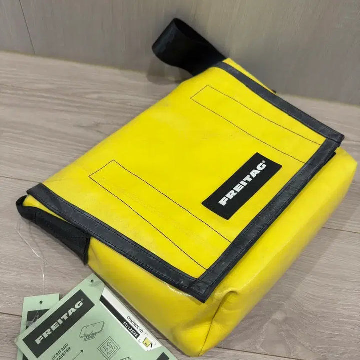 [BUNJANG] Freitag F52 Lassi Messenger Bag / 프라이탁 라씨