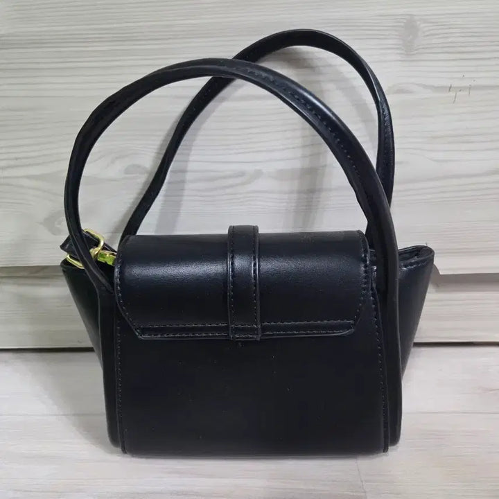 [BUNJANG] Black Belt Buckle Mini Tote Bag / 블랙 벨트 버클 미니 토트백